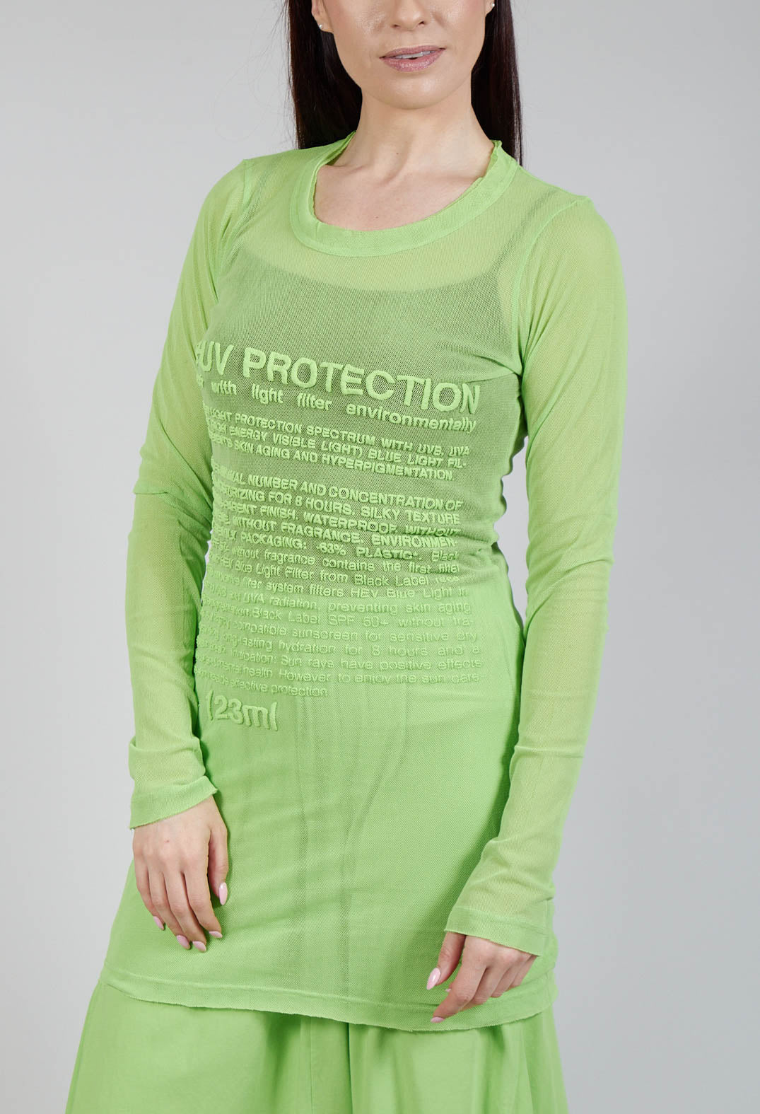 Long Sleeve T Shirt with Lettering Motif in Lime Print