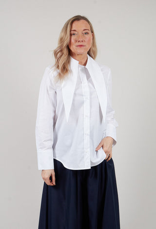 Long Sleeved Shirt in Off White