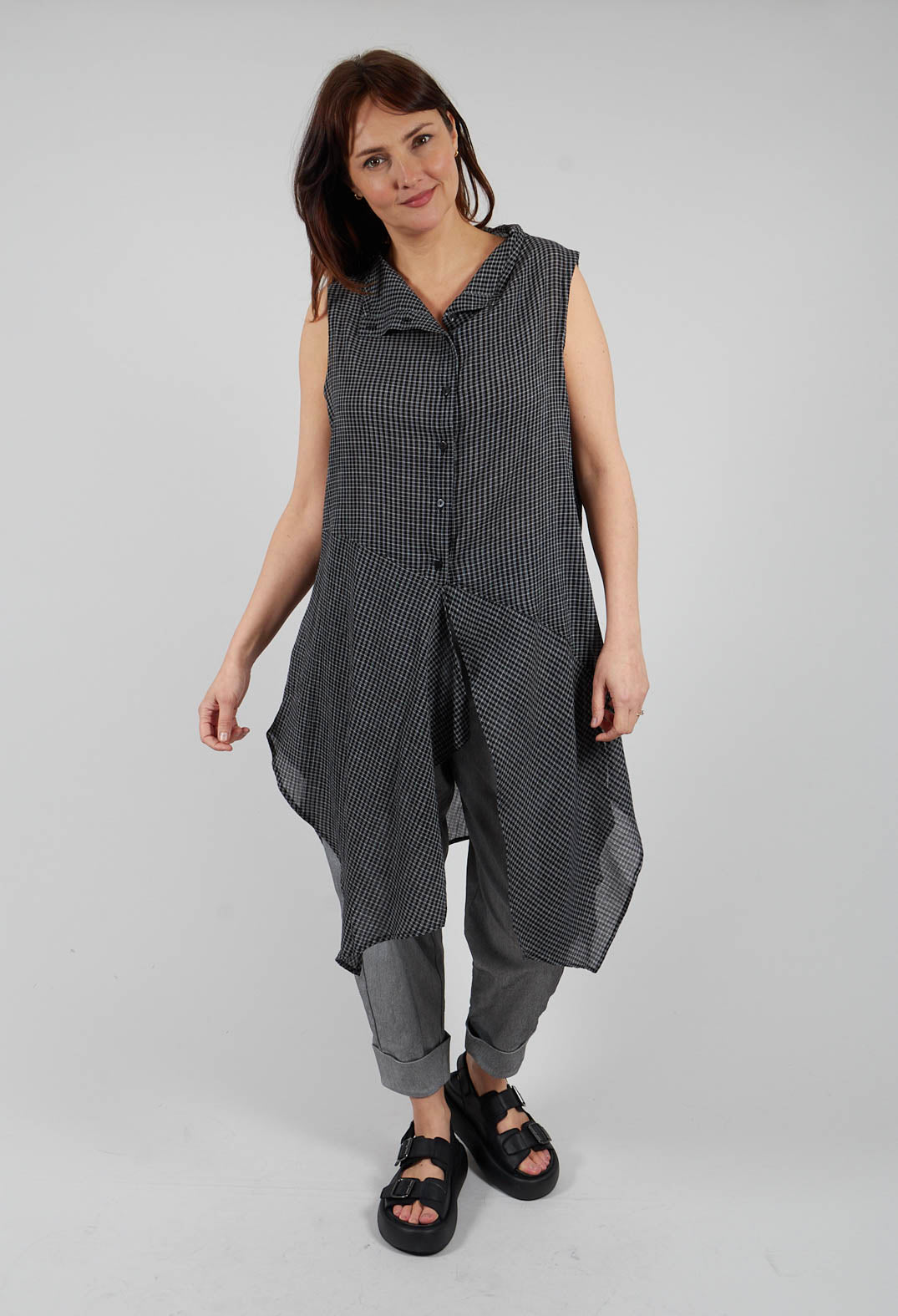 Longline Sleeveless Shirt in Black Check