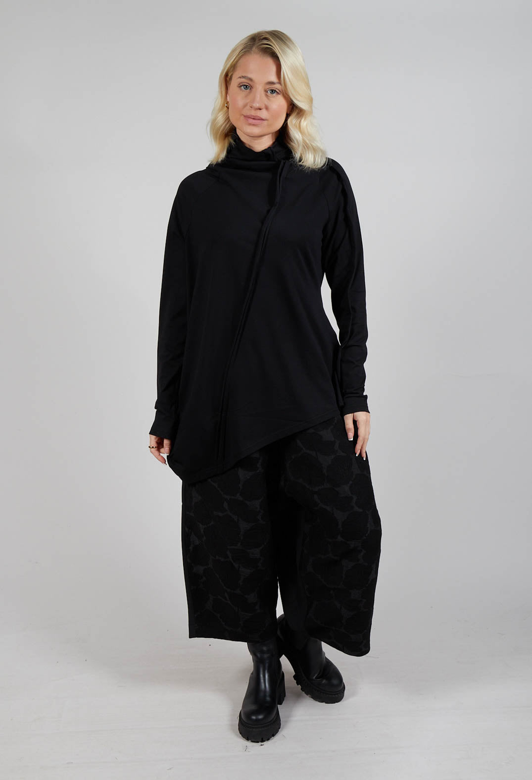 Longline Structred Top in Black
