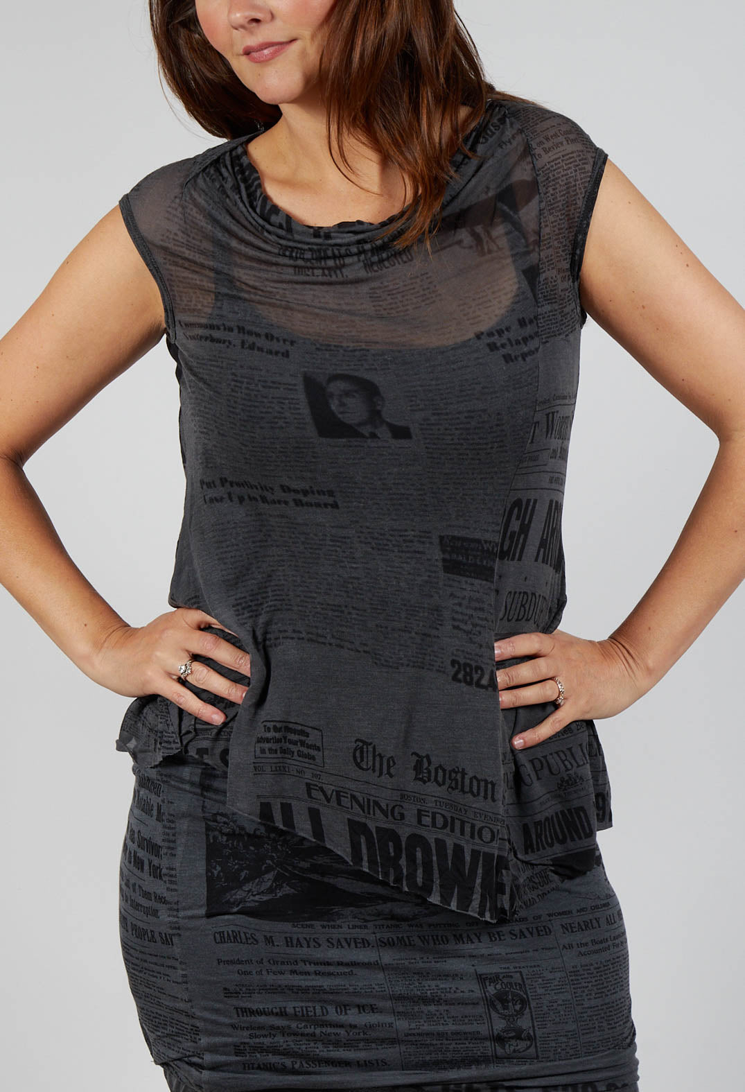 Loose-Fit Asymmetrical Vest in Coal Print Cloud