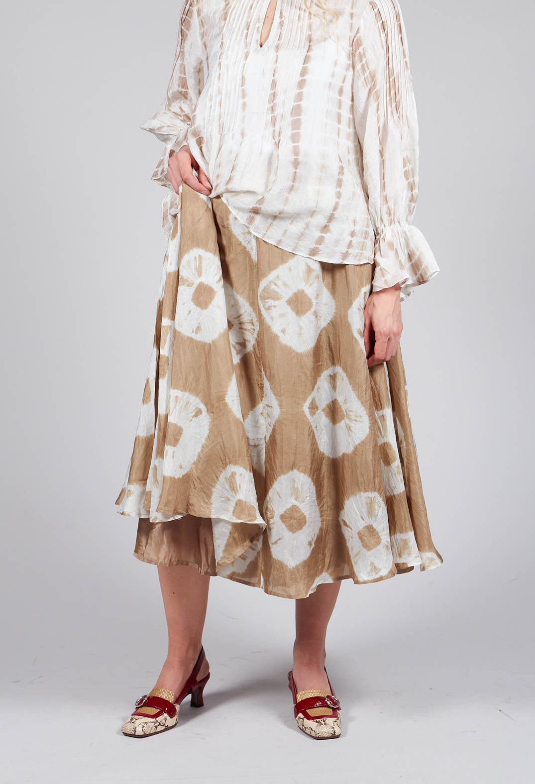 Lotus Skirt in Beige and Cream