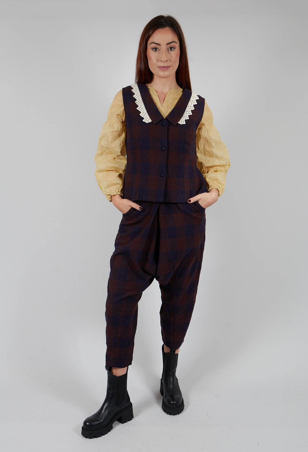 Majvi Trousers in Check