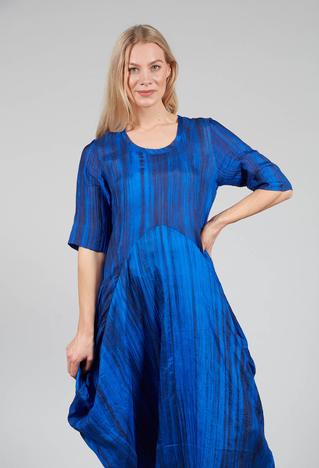 Miriam Dress Round Neck in Blue and Cobalt