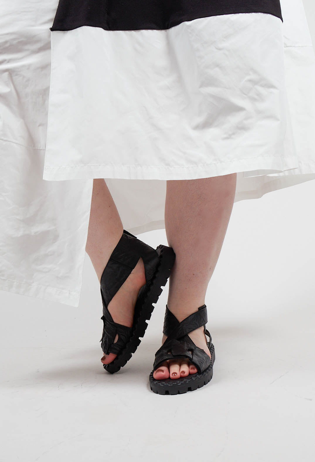 Moonie Strap Sandals in Black