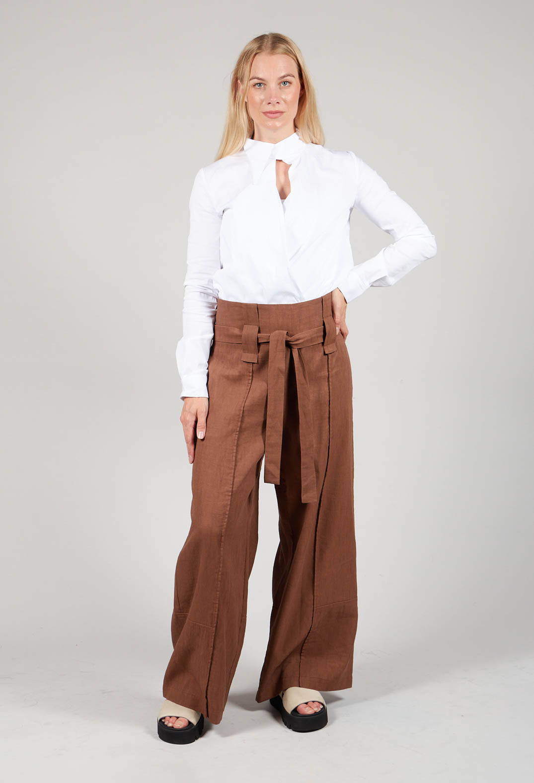 Wide Leg Trousers in Cuoio