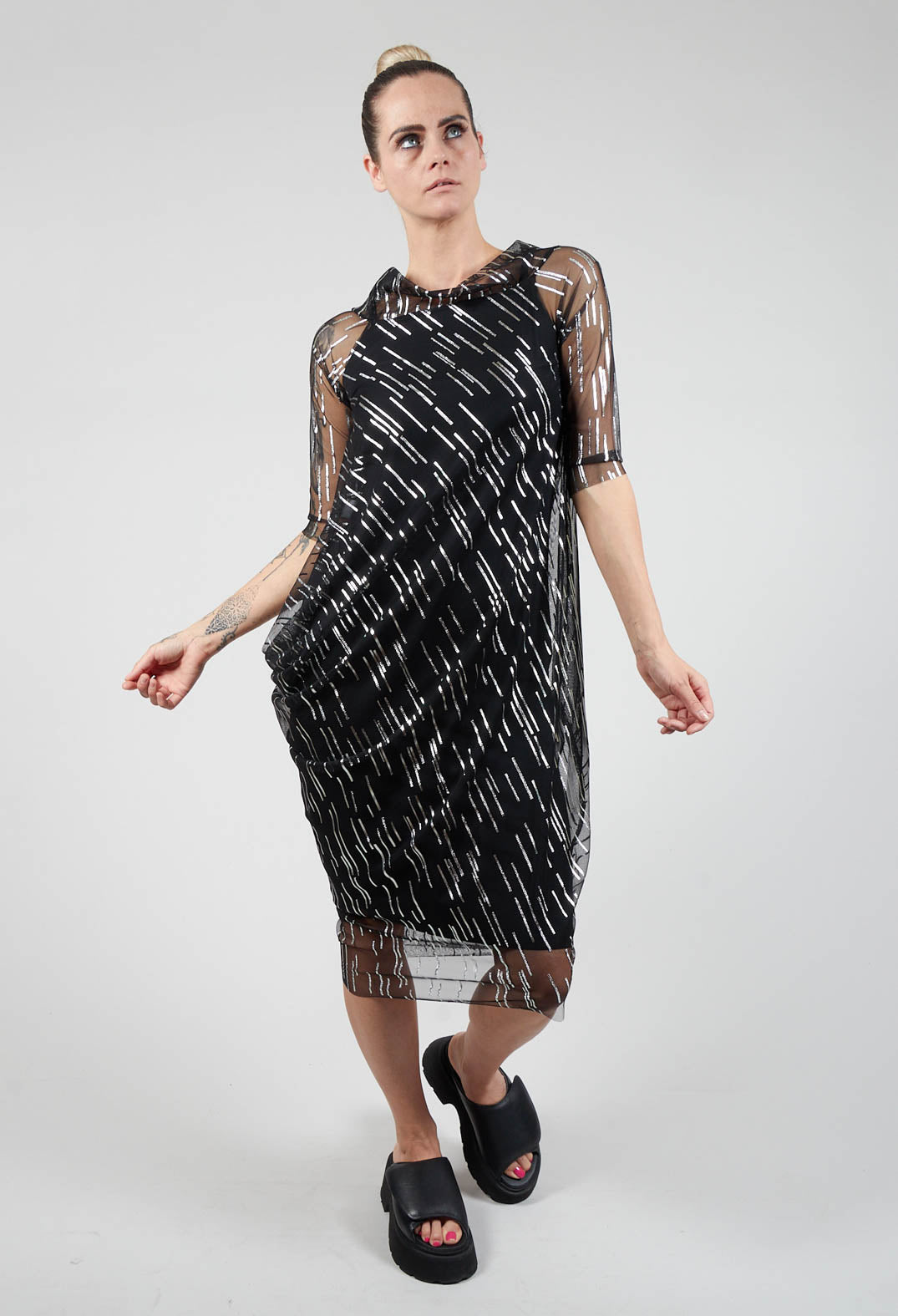 Enki Dress in Black Silver