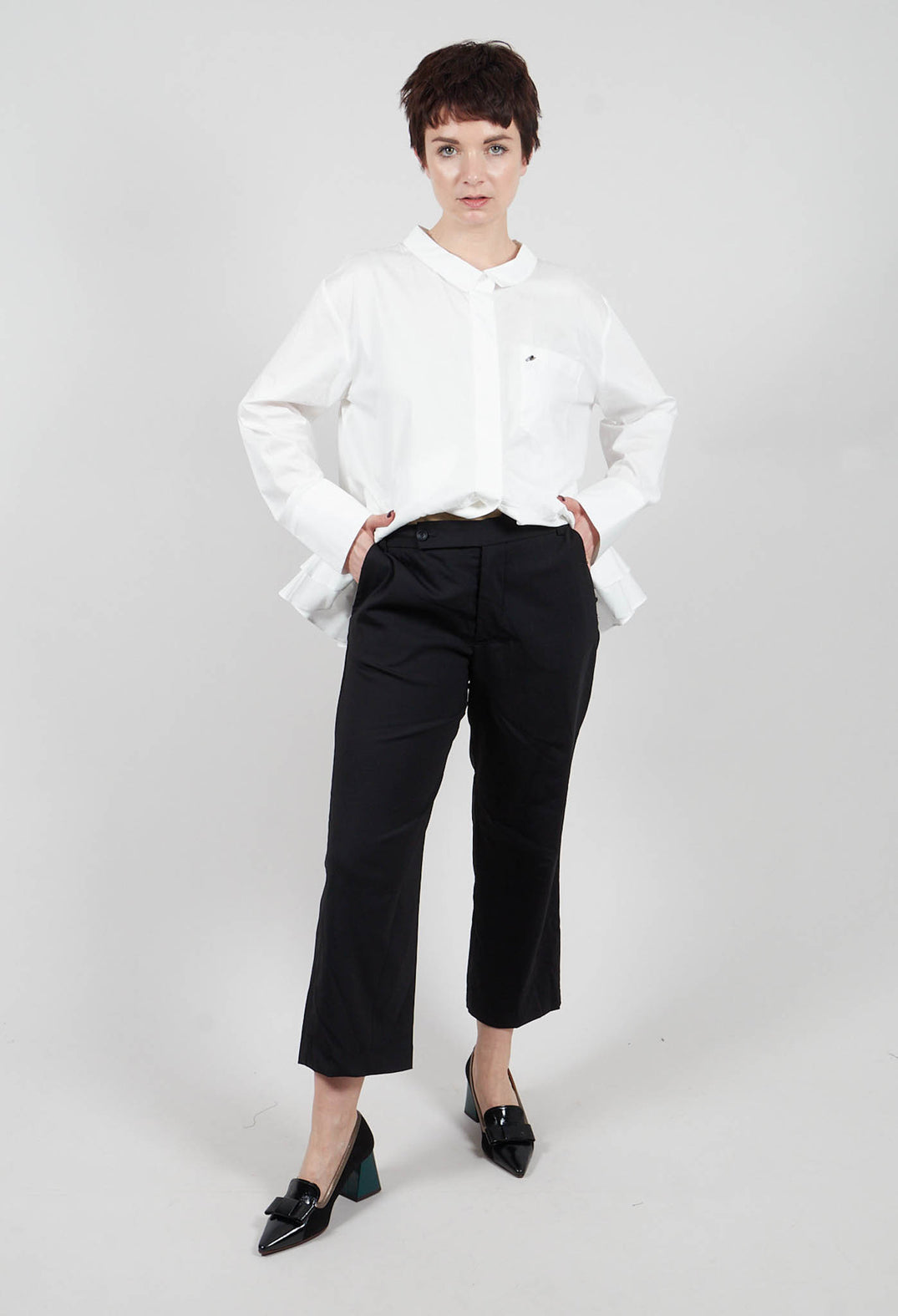 Trousers with Button at Waistband in Black