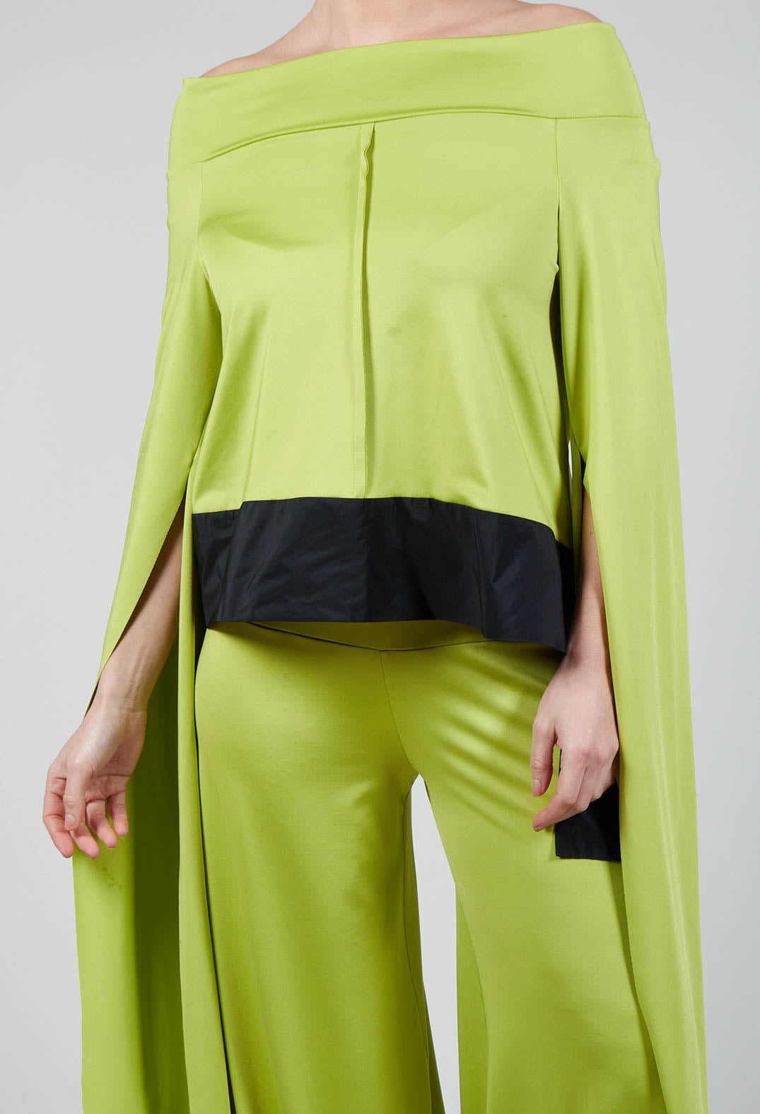 OSTA Shirt in Light Green Black