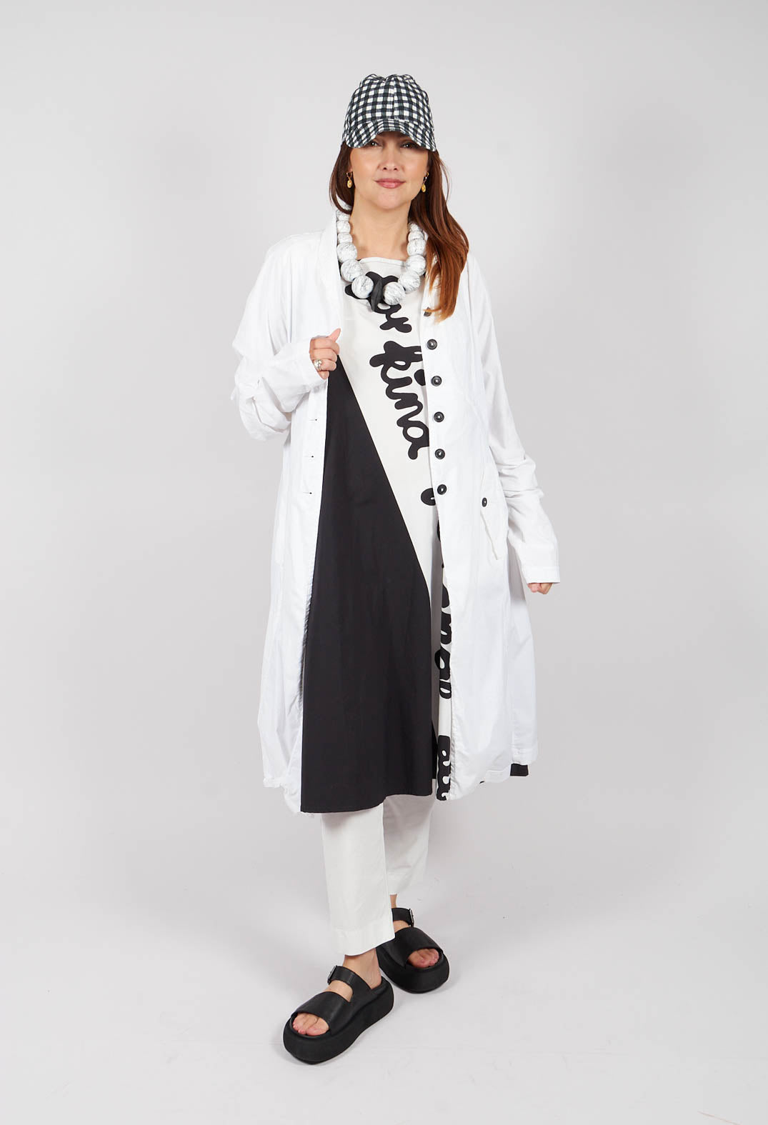 Sleeveless Shift Dress in Black Print