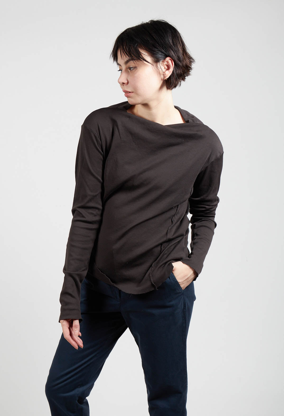 Off The Shoulder Shirt in Ebano