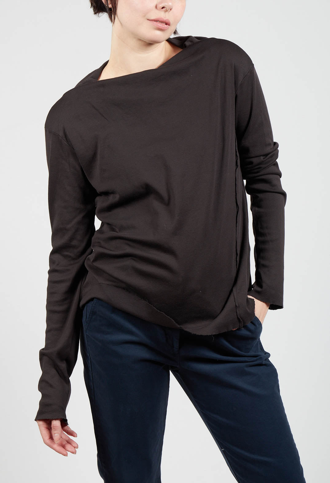 Off The Shoulder Shirt in Ebano