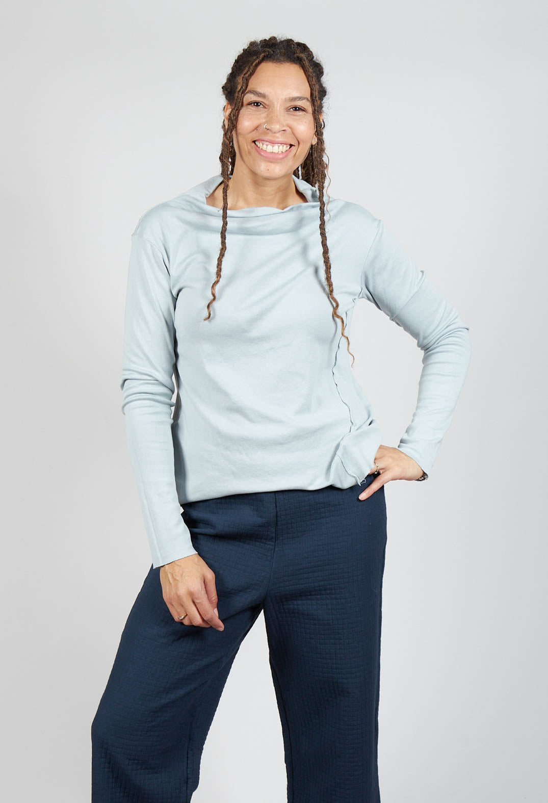 Off The Shoulder Shirt in Ghiaccio
