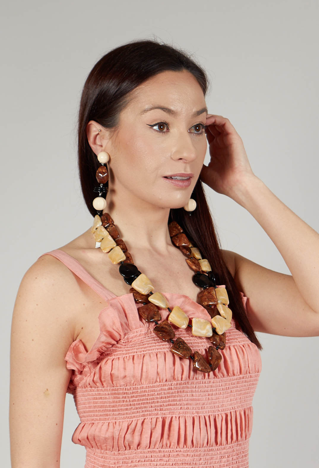 Oval and Boule Earrings in Brown