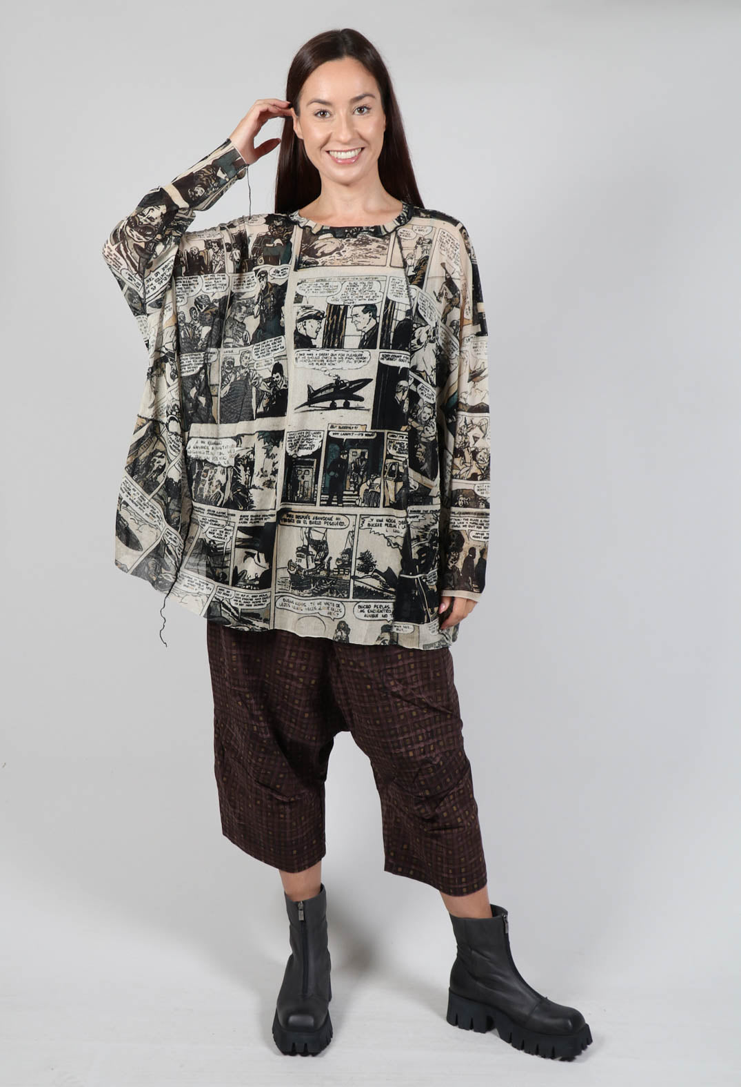 Oversized Long Sleeve Netted Top in Comic Print