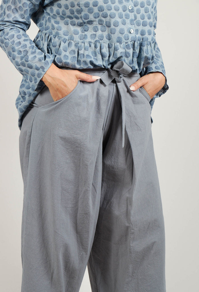 Wide Leg Trousers with Tie Waist in Vernil
