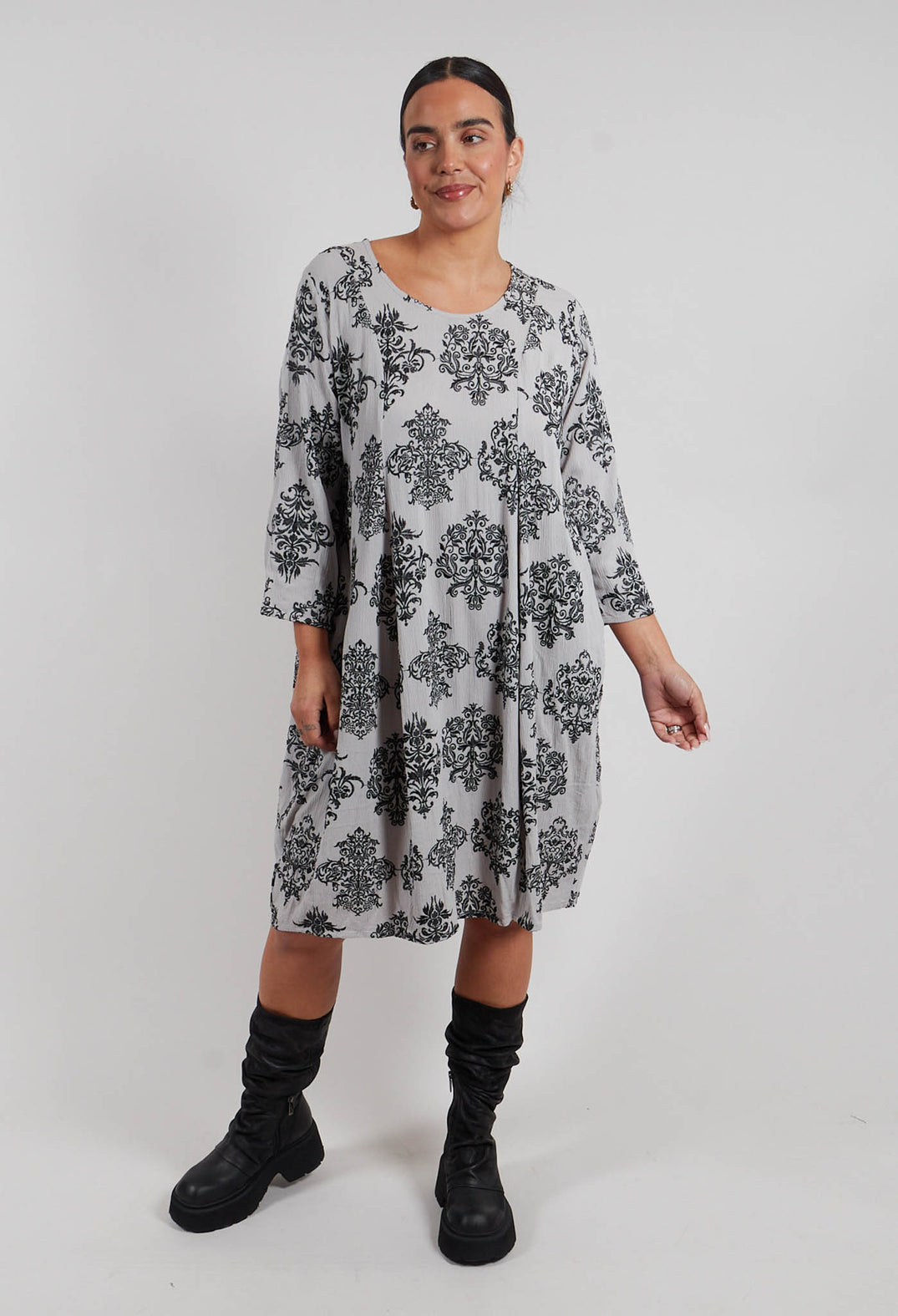Tunic with Damask Style Print in Pilz