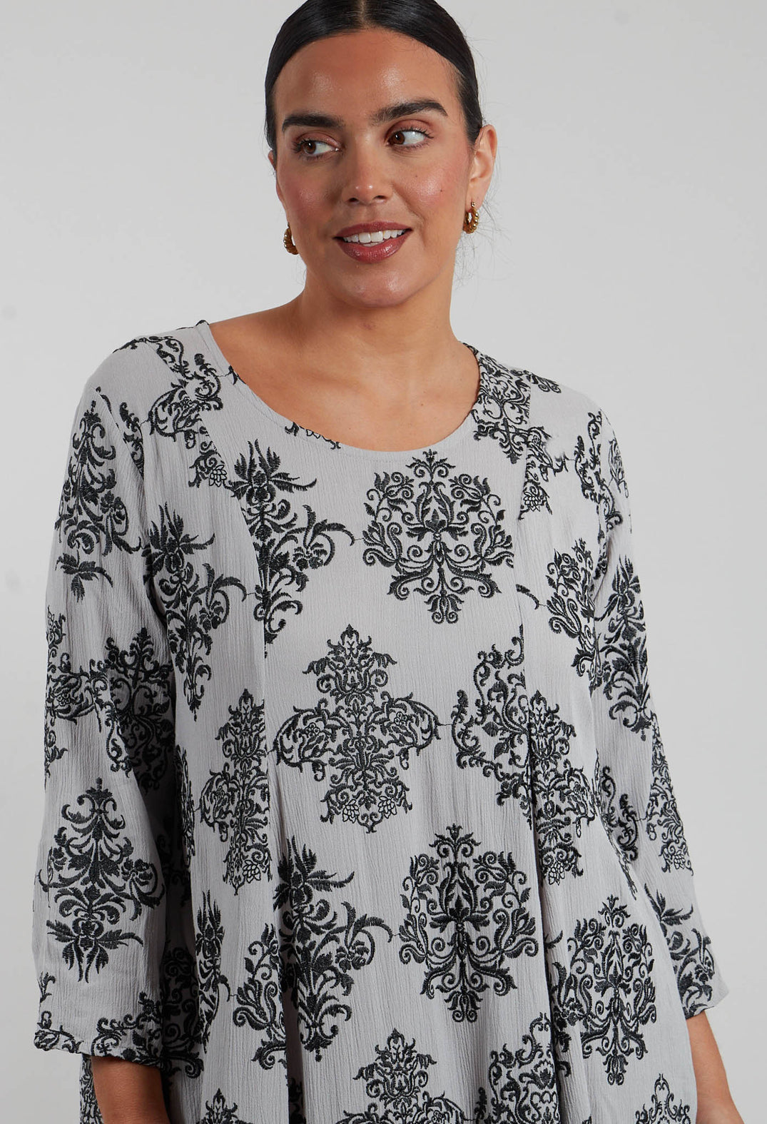 Tunic with Damask Style Print in Pilz