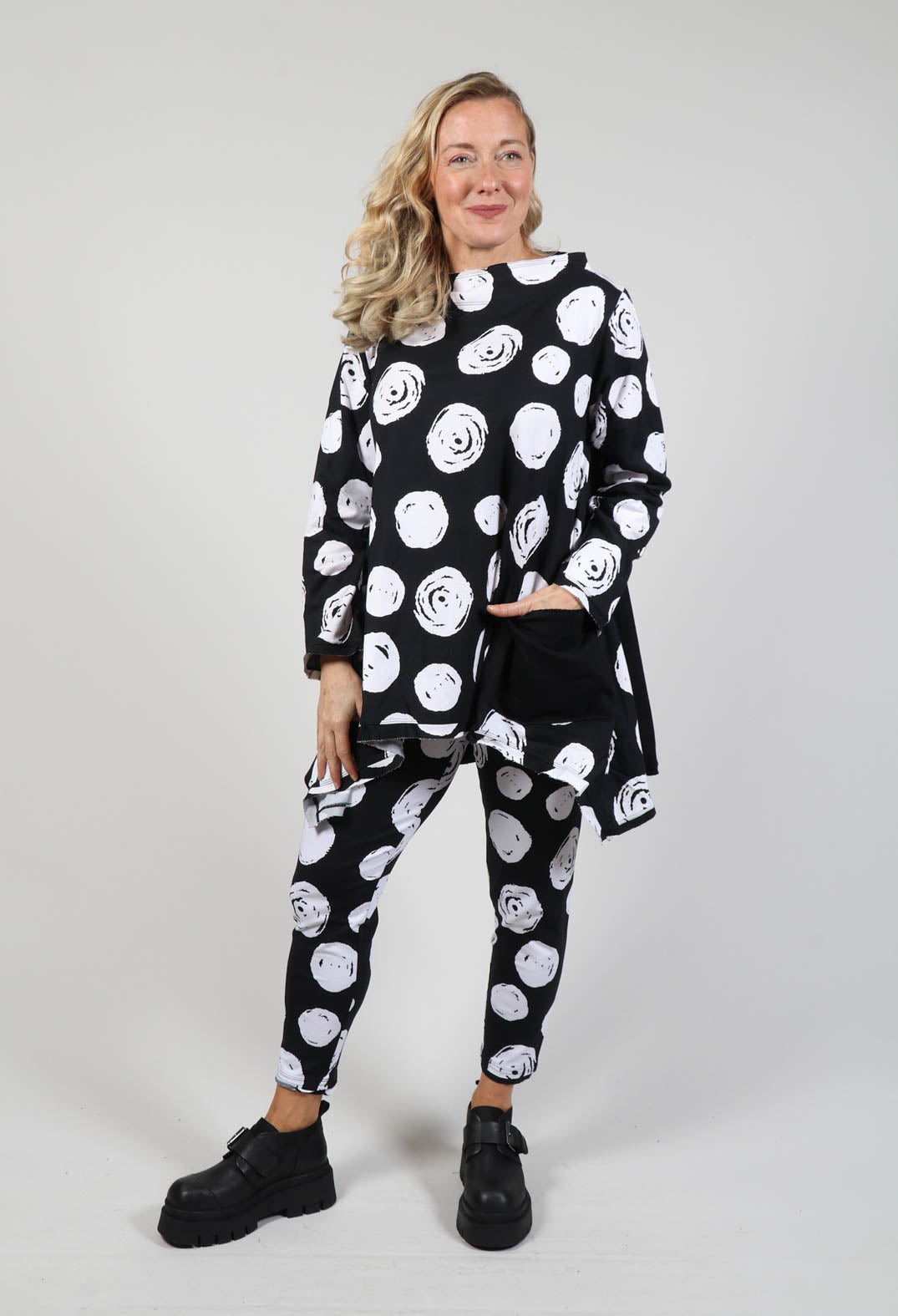 Paint Polka Dot Print Top in Black
