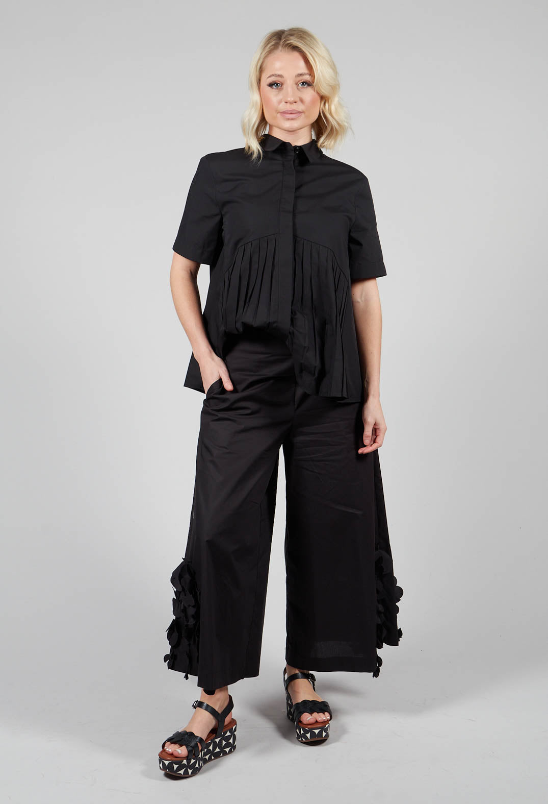 Pantalone Trousers in Black