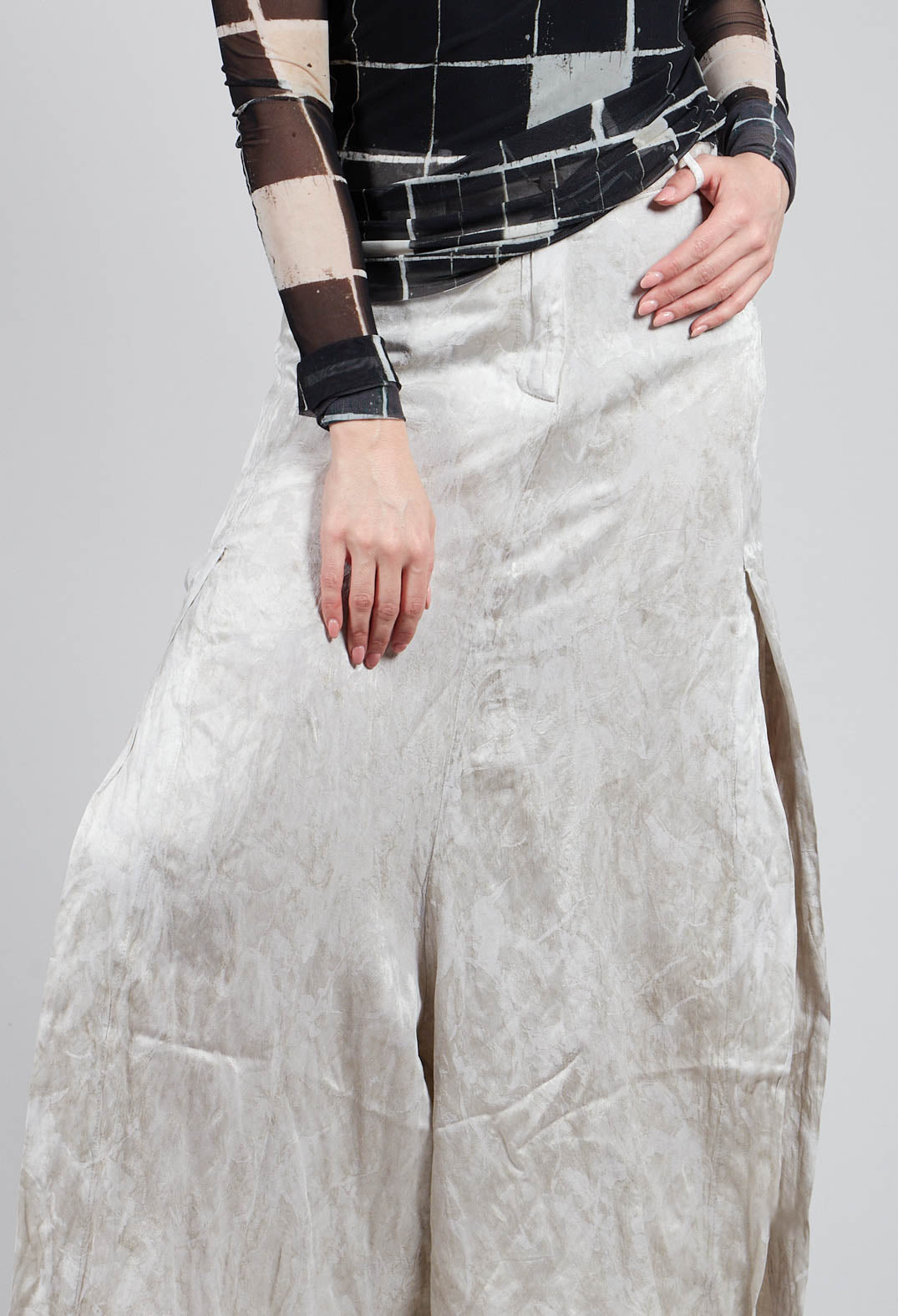 Patterned Split Trousers in Silver