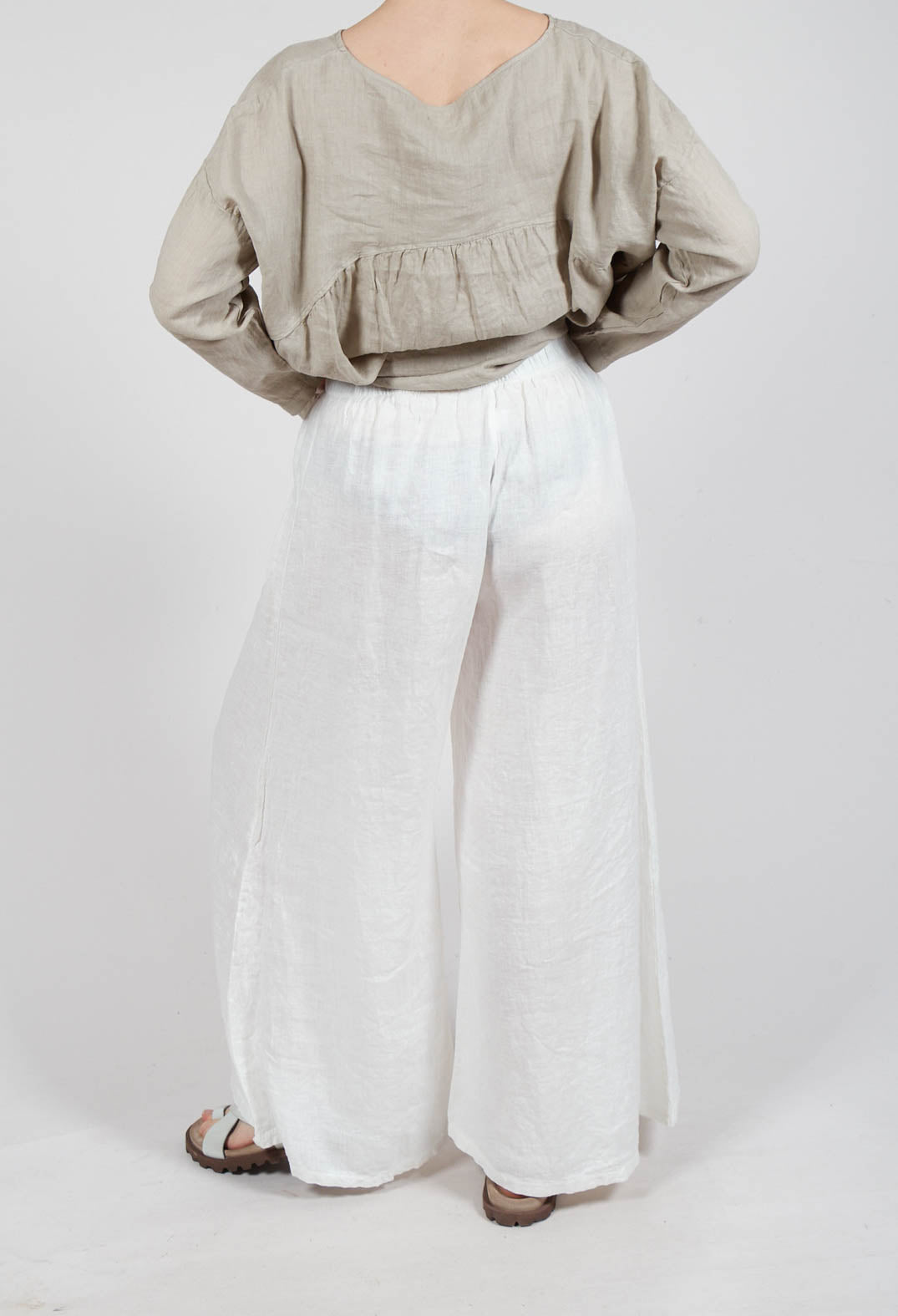 Pianeta L Trousers in Latte
