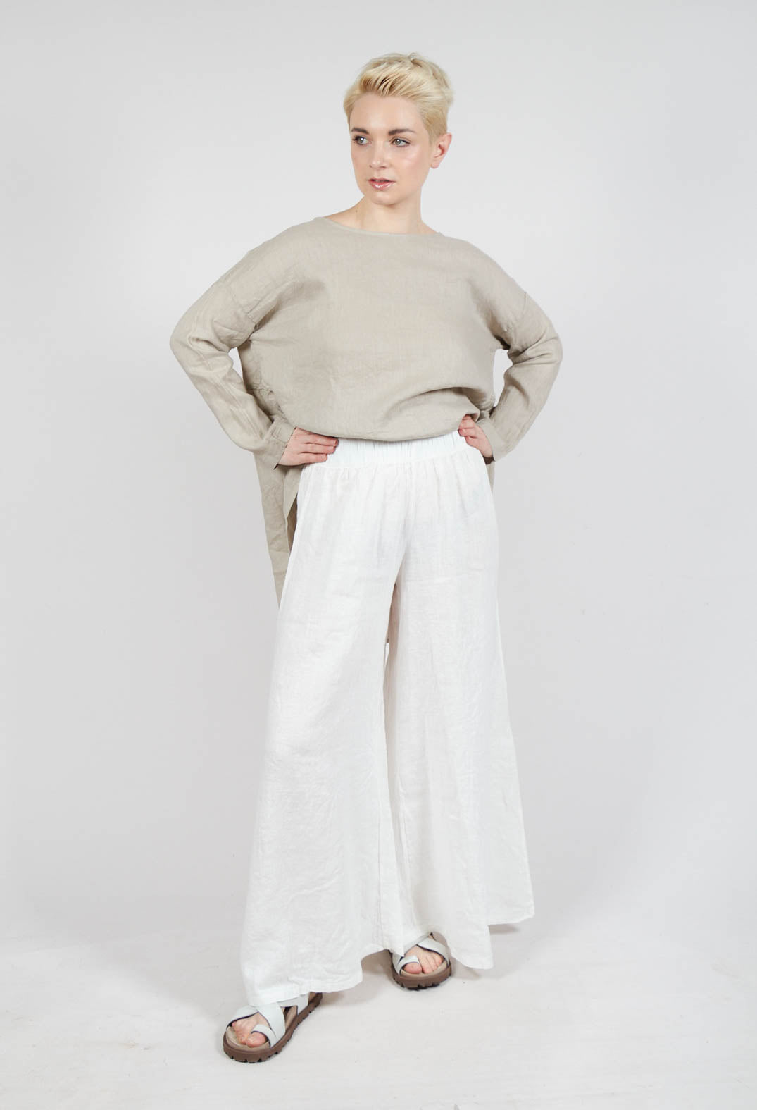 Pianeta L Trousers in Latte