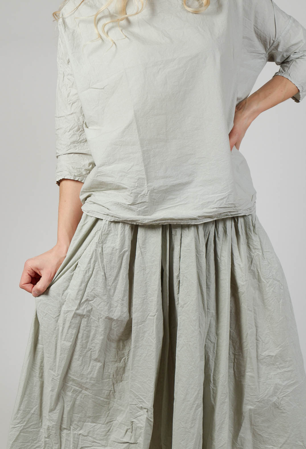 Pleated Long Skirt TC in Almond