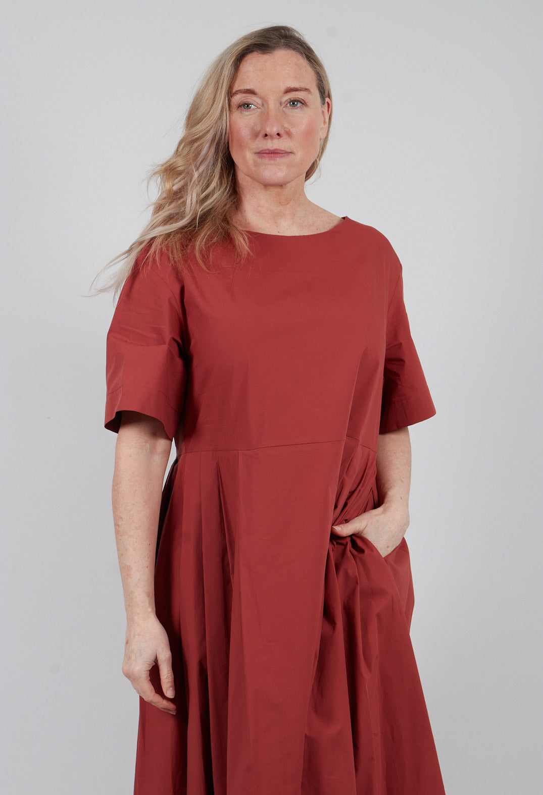 Pleated Skirt in Marsala