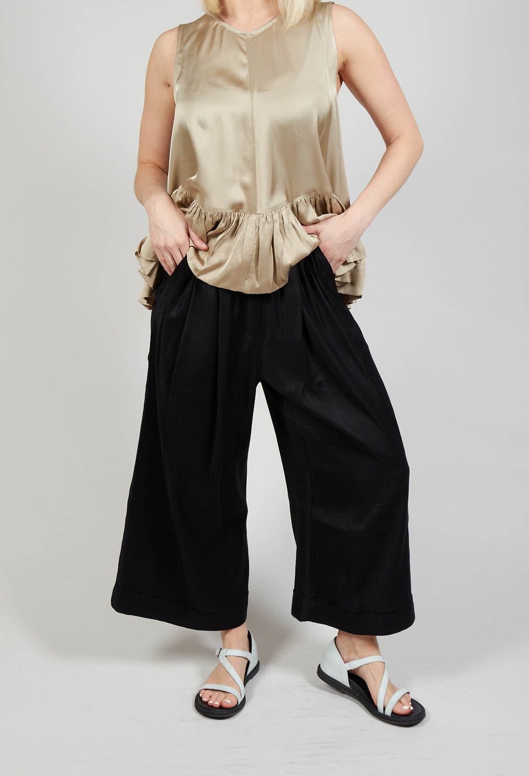 Pleated Wide Leg Trousers in Black