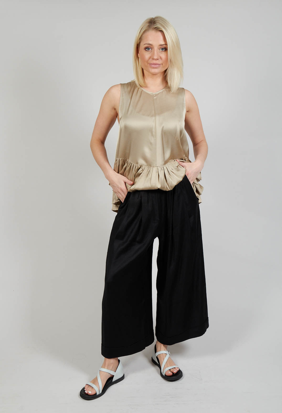 Pleated Wide Leg Trousers in Black