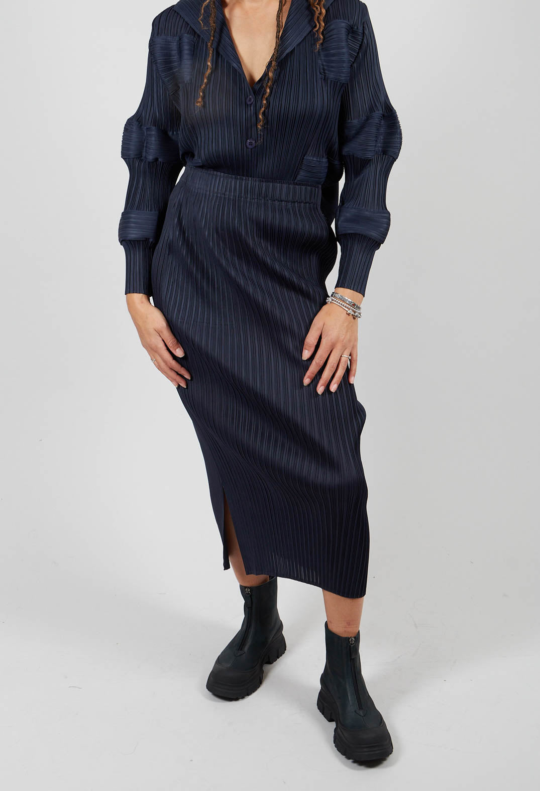 Mei Meij Plisse Pencil Skirt in Blue Nights | Olivia May
