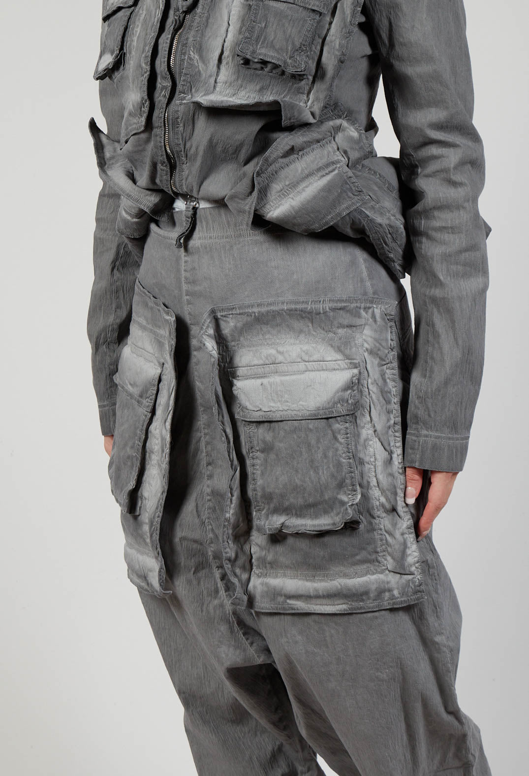 Pocket Cargo Trousers in C.Coal 70% Cloud