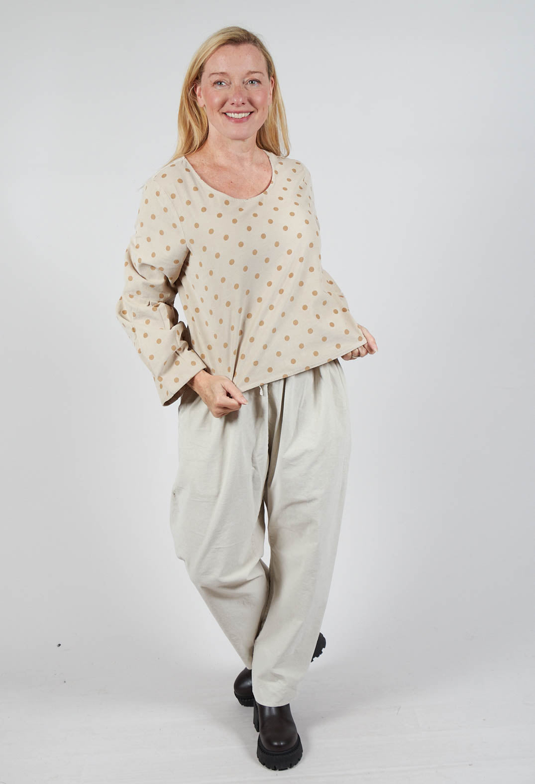 Polkadot Needlecord Puffed Sleeve Top in Sahara