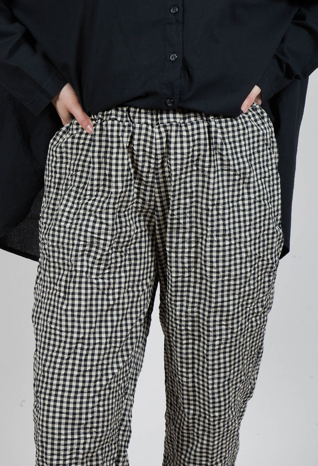 Preciso G Trousers in Nero