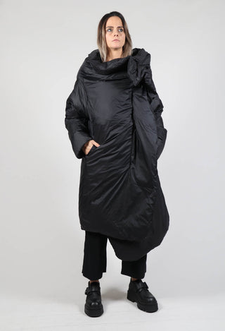 Puffer Coat with Asymmetric Hem in Black