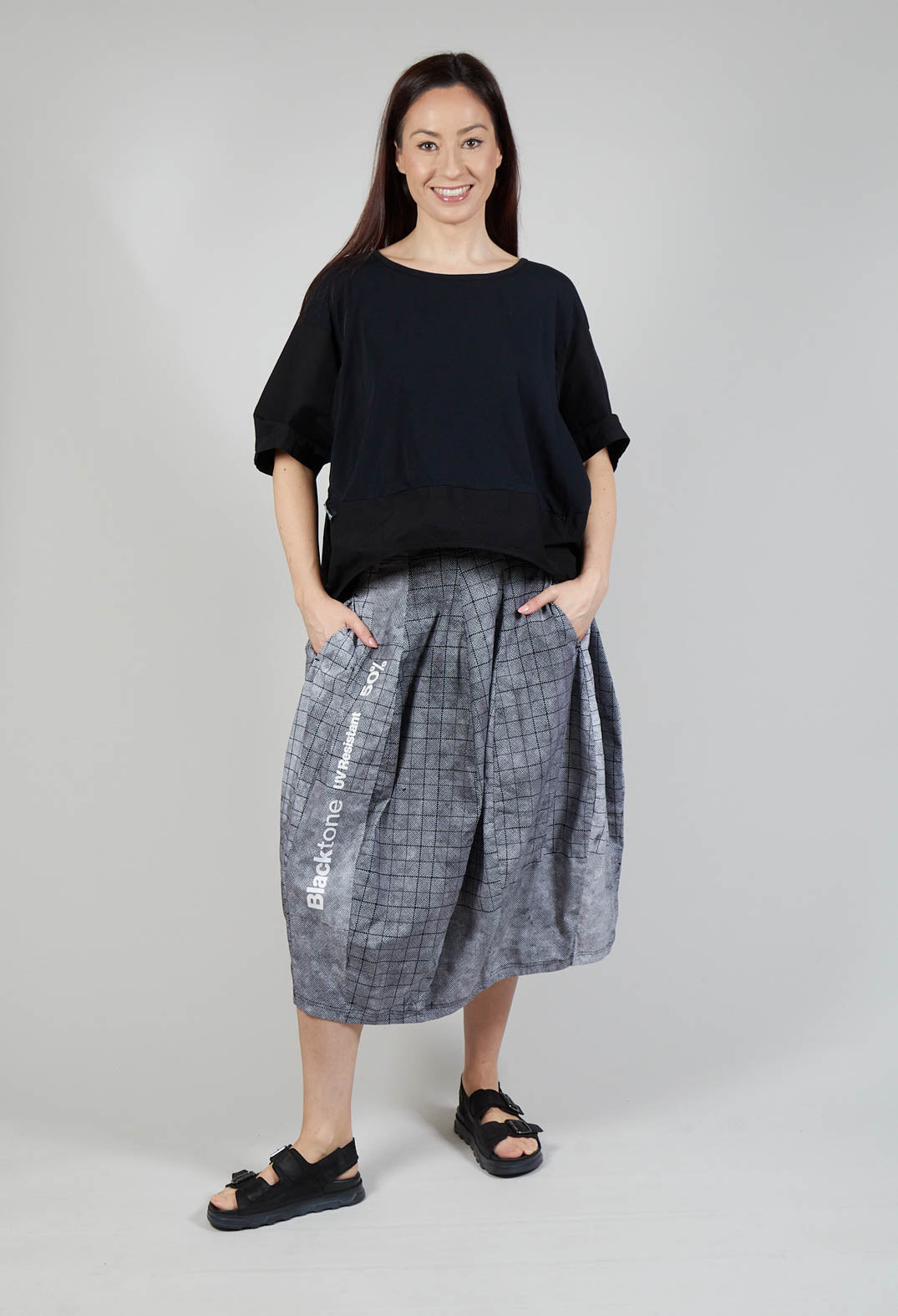 Pull On Tulip Skirt in Placed Black Print