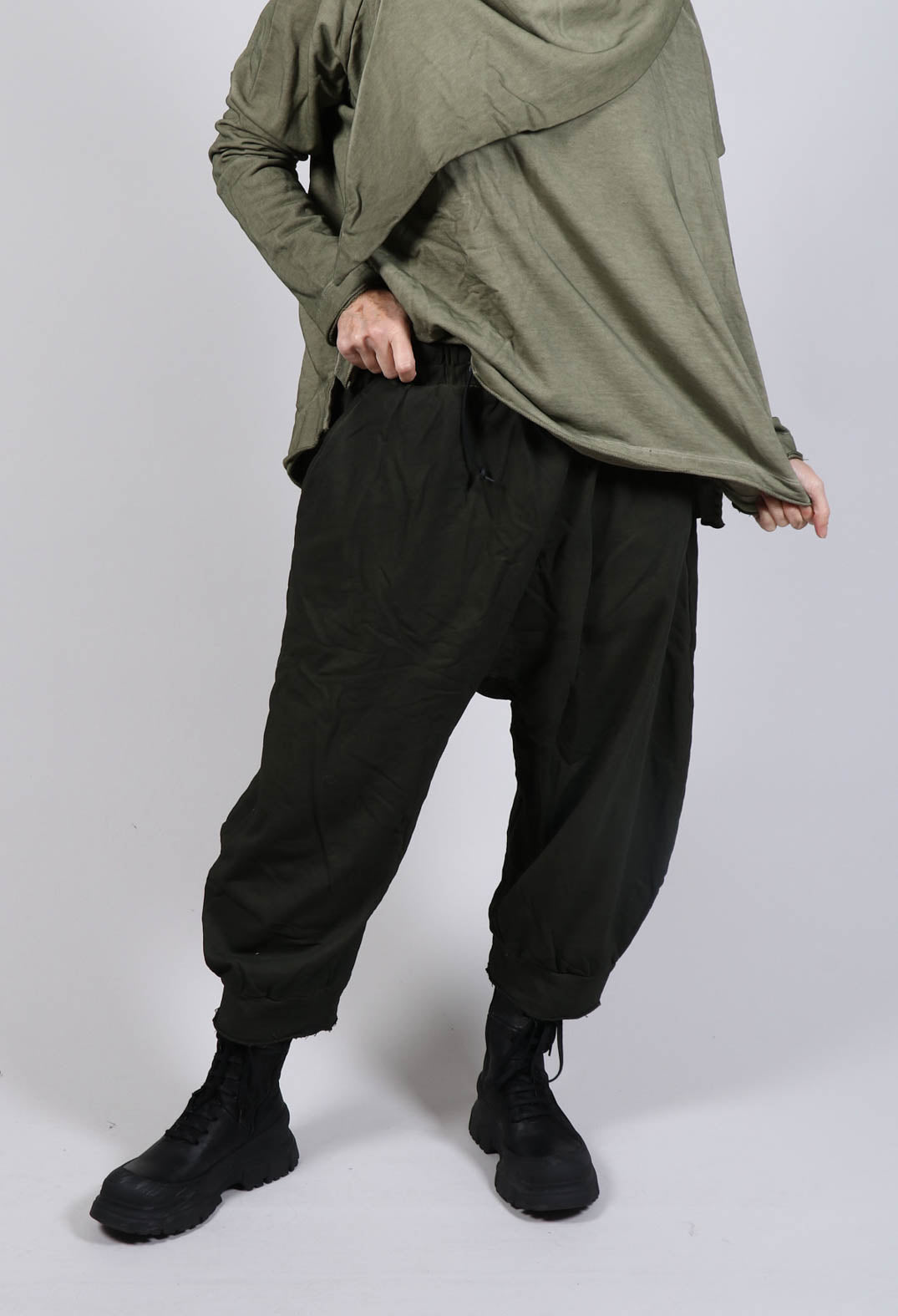 Pull String Lounge Pants in Olive Cloud