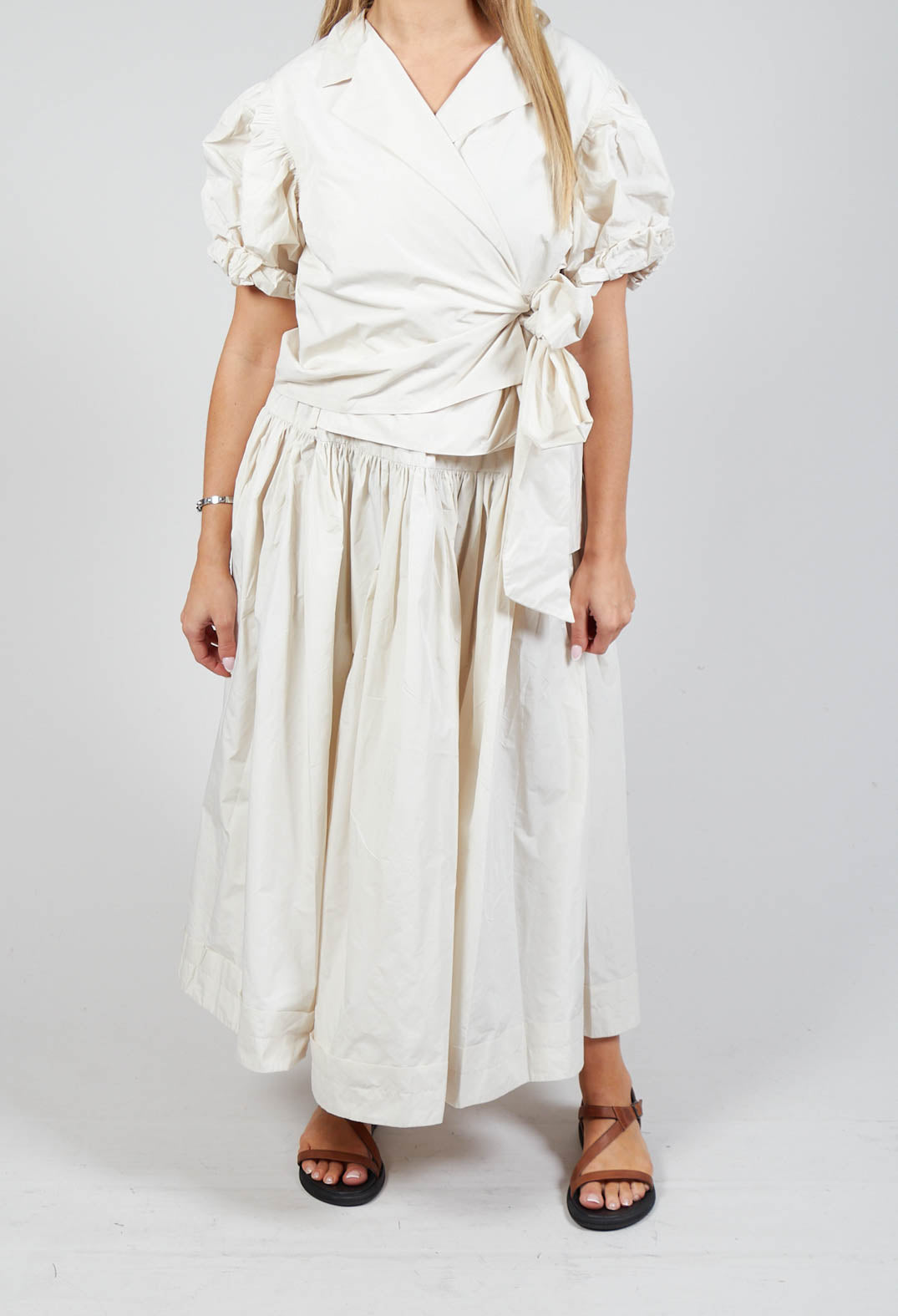 Pull on Pleated Skirt in Ecru