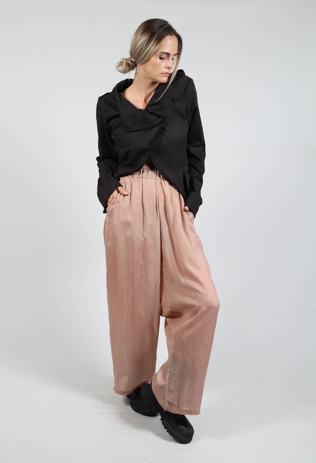 Pull on Straight Trousers in Amaretto Cloud