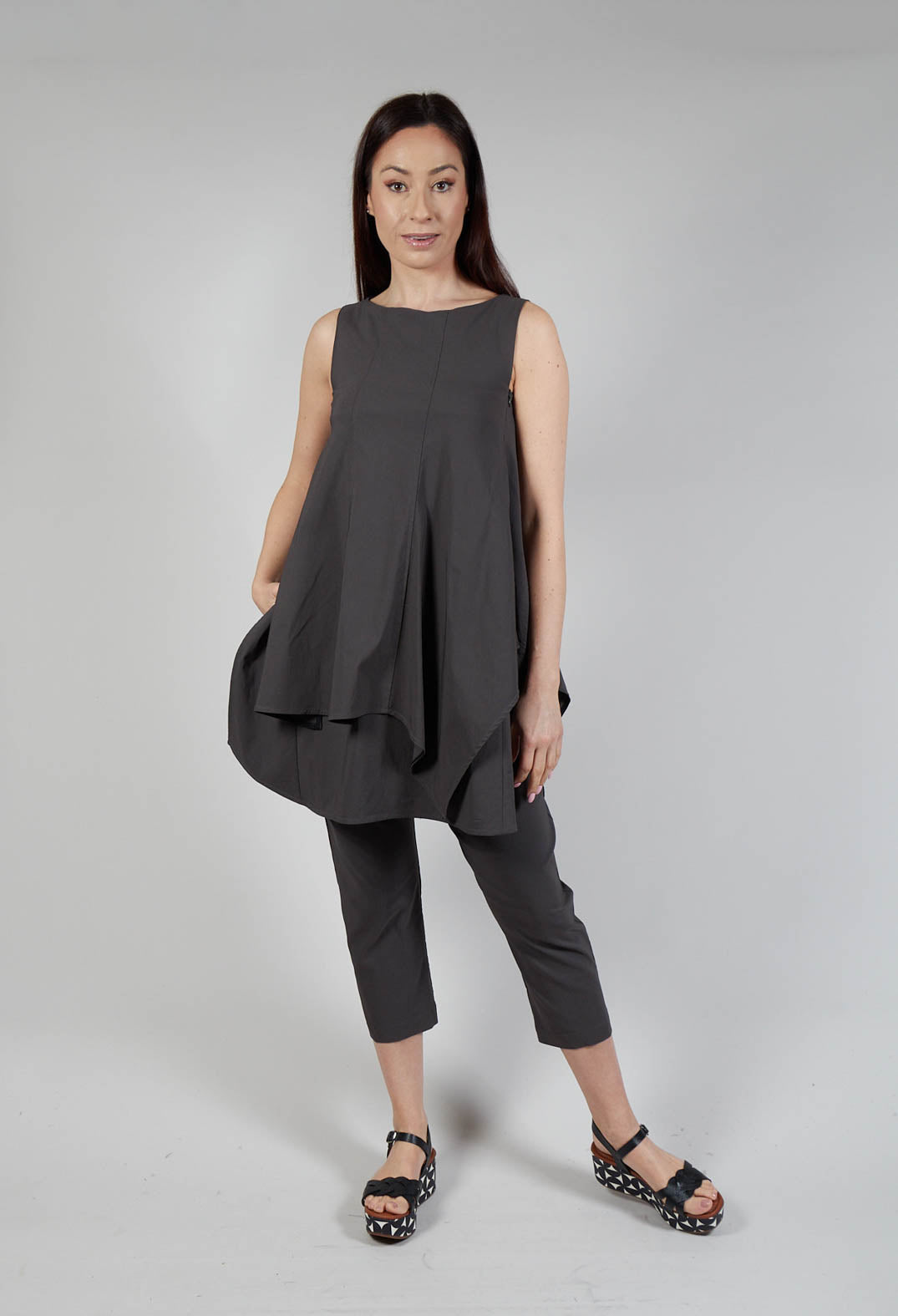 Pulp Fiction Tunic Top in Carbone