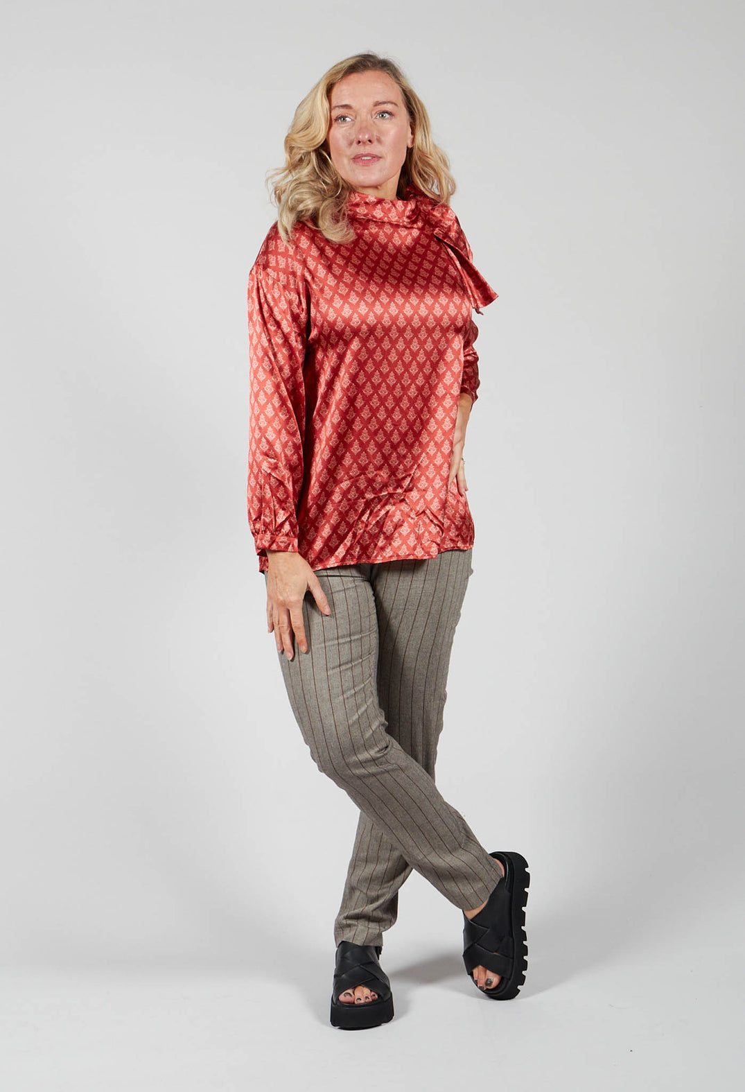 Silk Bow Shirt in Vulcano