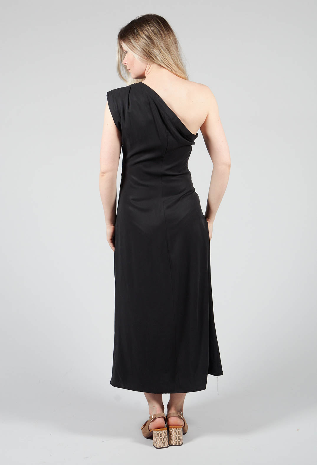 Ra Dress in Black