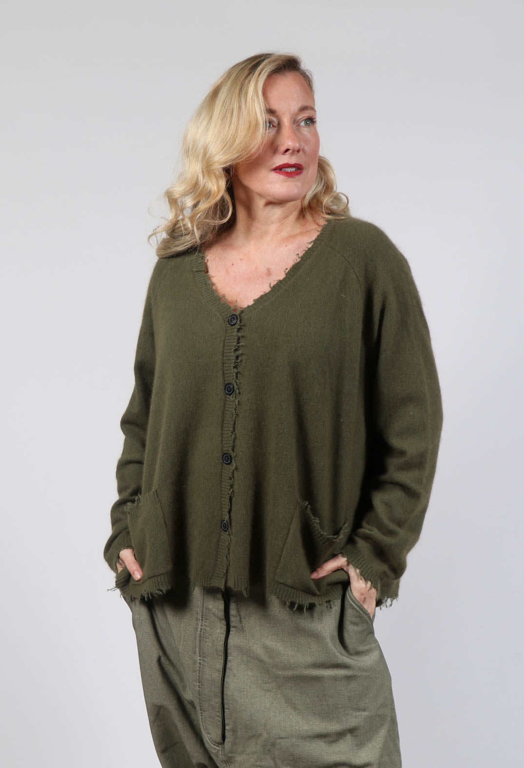 Raw Hemmed Cardgian in Olive