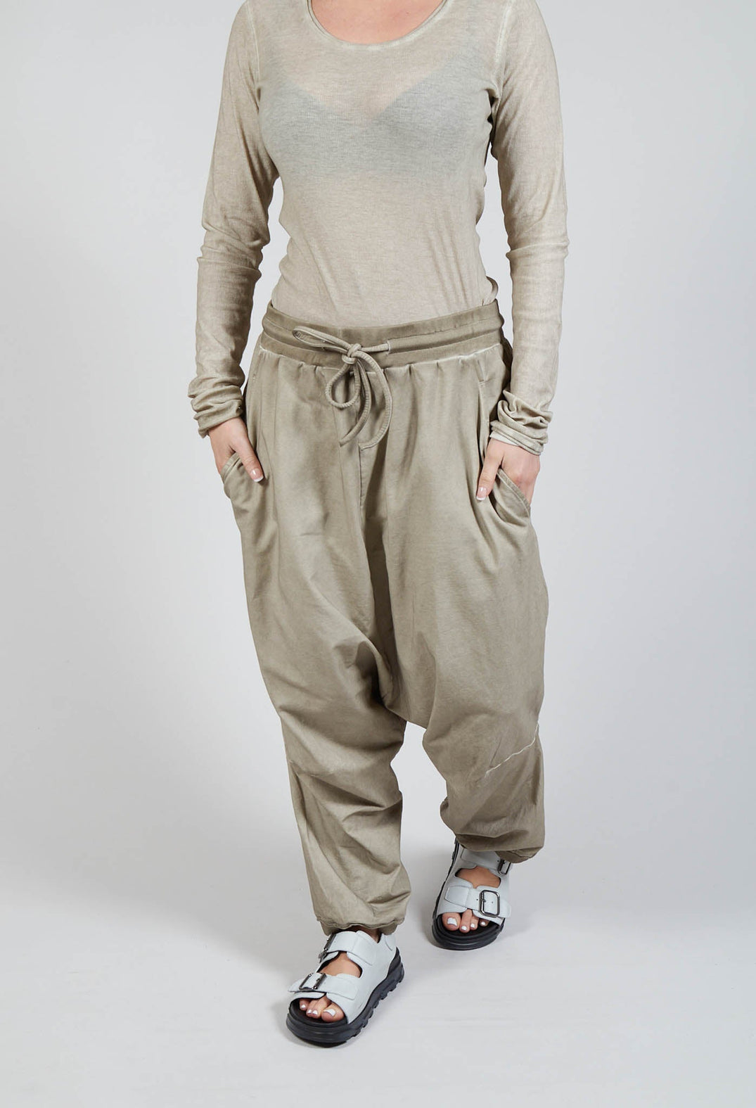 Relaxed Drop-Crotch Trousers in Straw Cloud