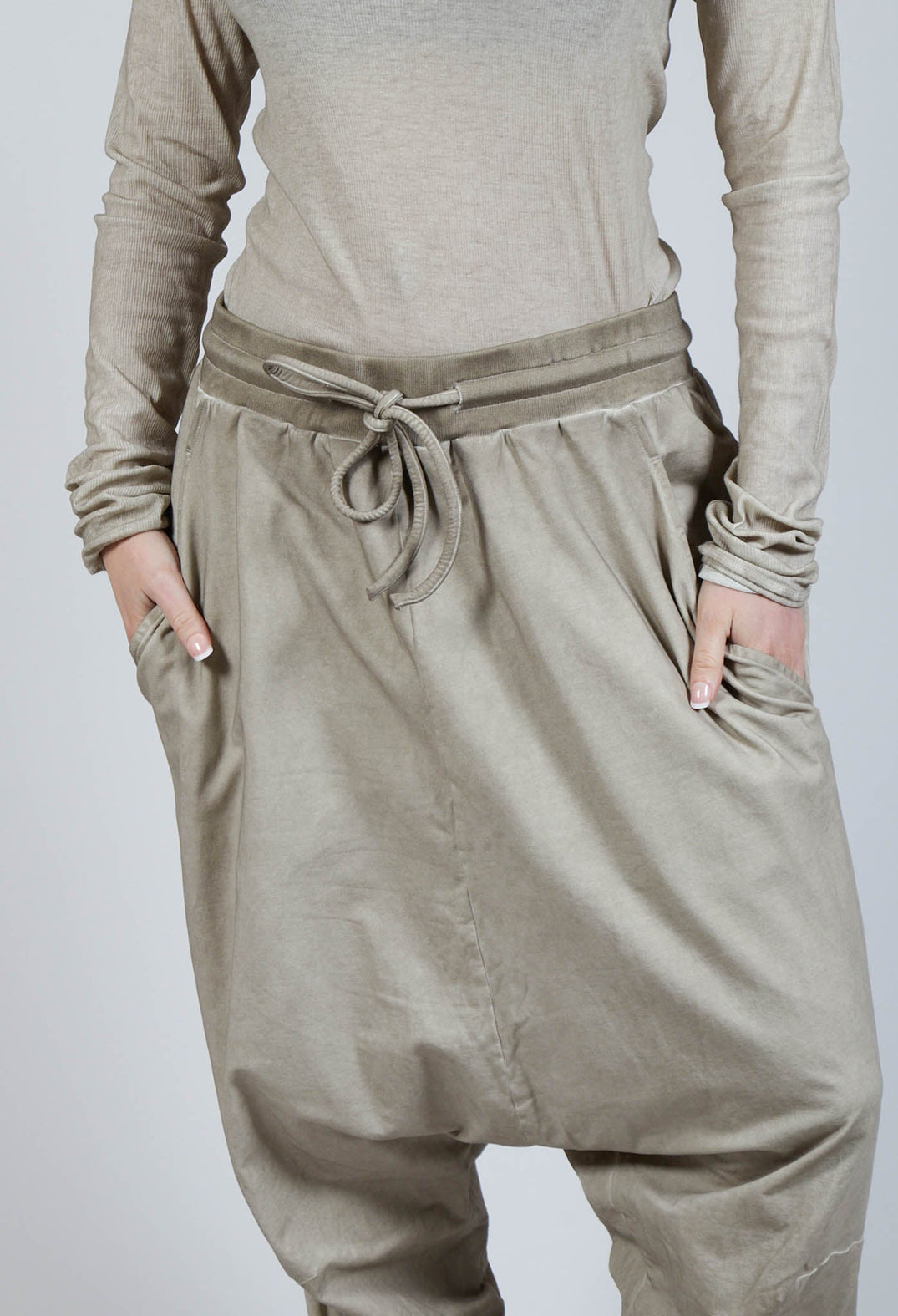 Relaxed Drop-Crotch Trousers in Straw Cloud