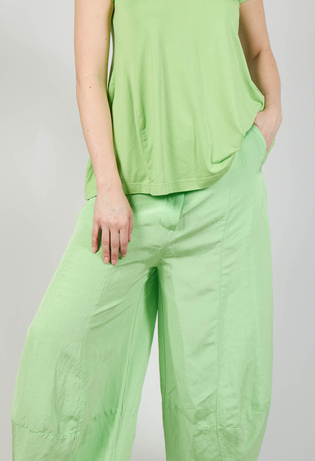 Relaxed Fit Balloon Trousers in Lime