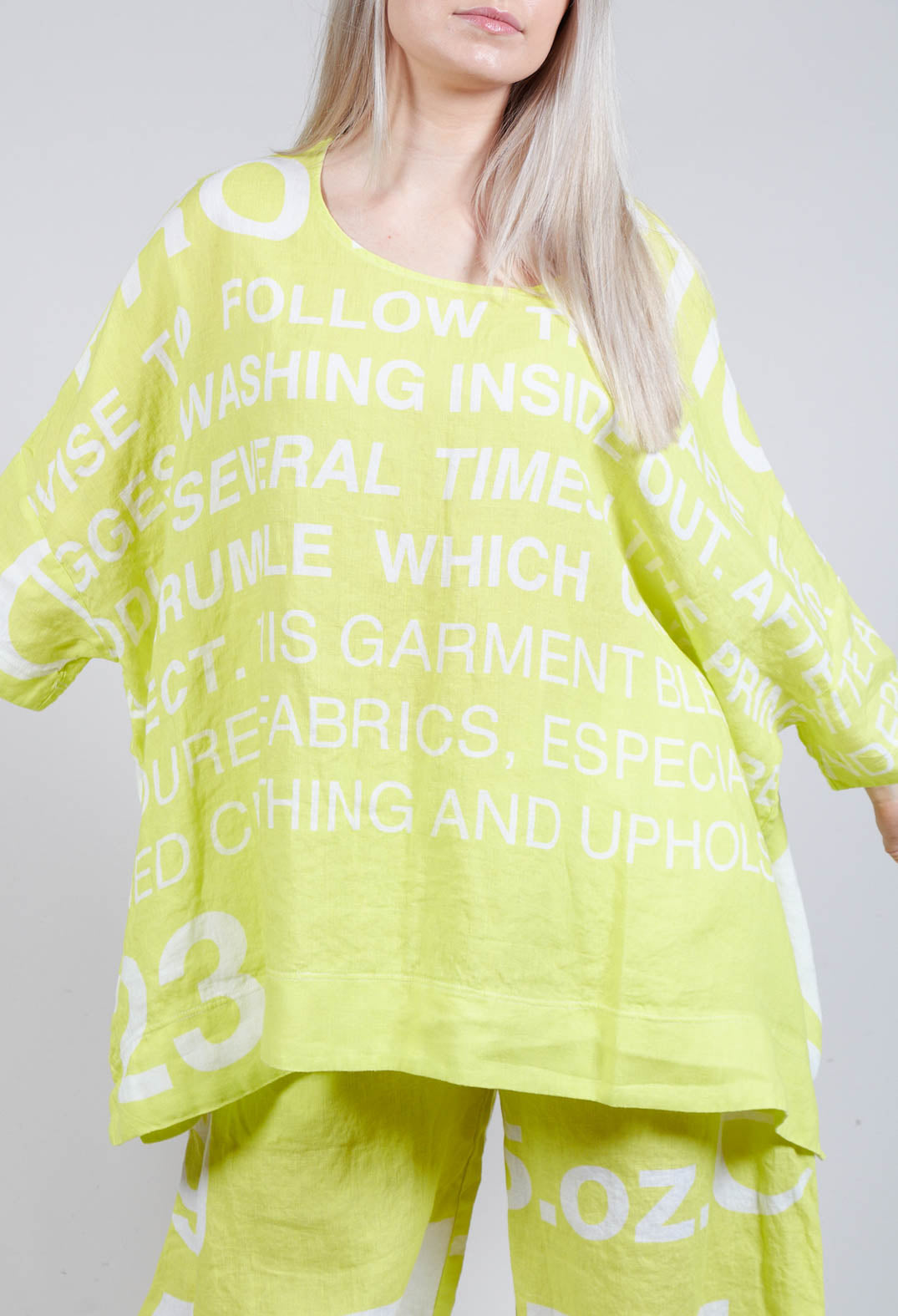 Relaxed Fit Linen Top with Large Lettering in Sun Print