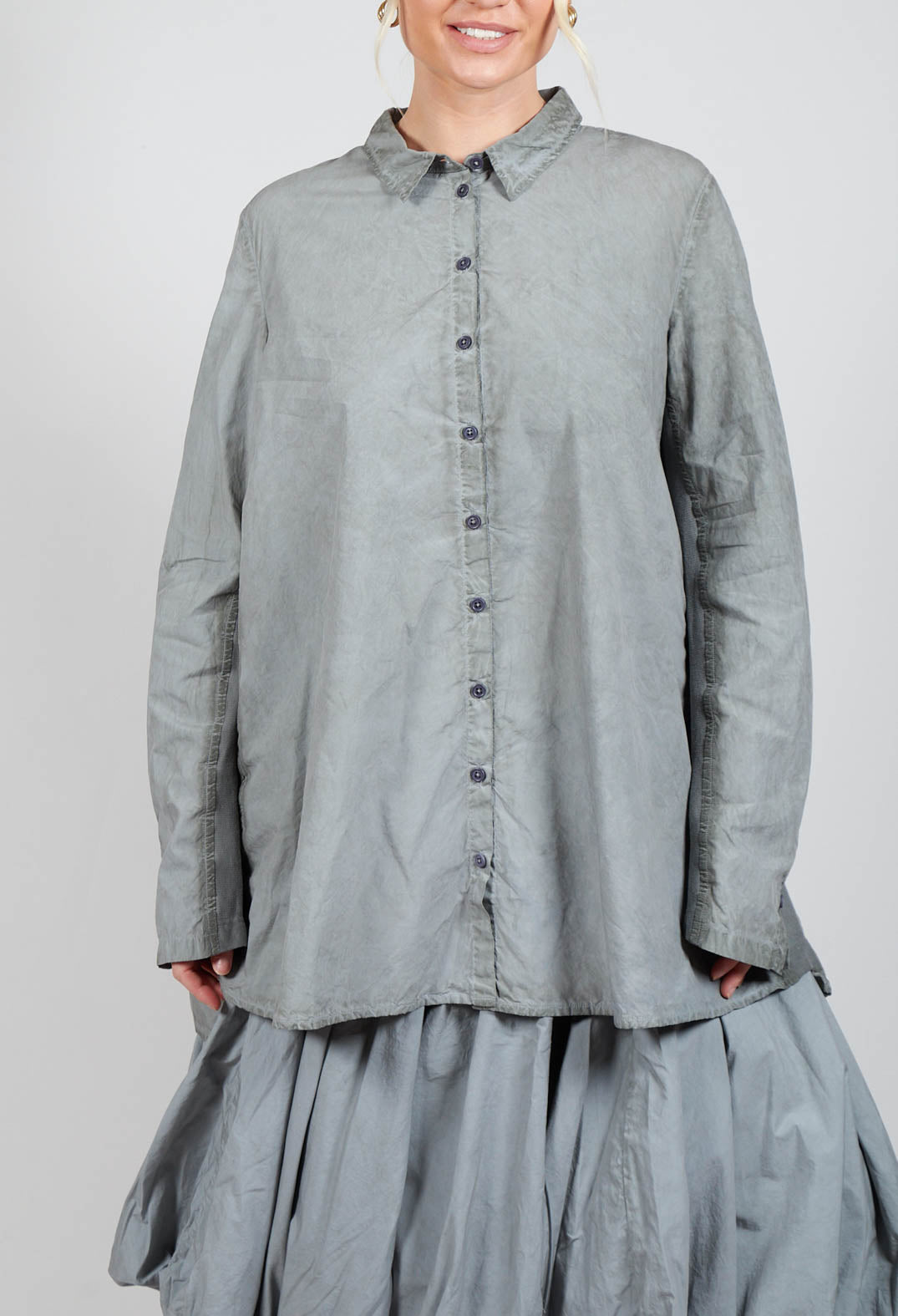 Relaxed Fit Shirt in Pencil Cloud