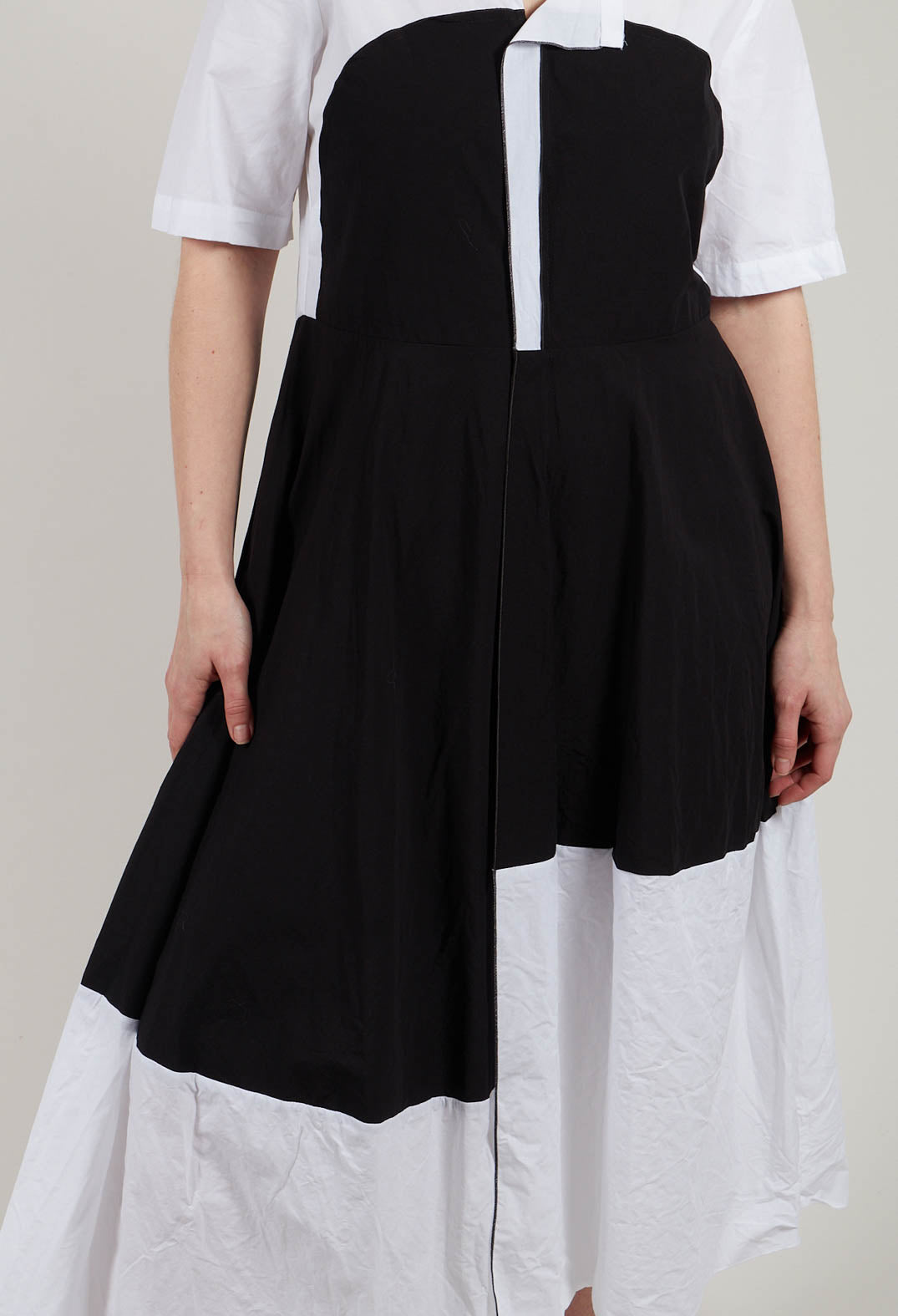 Riko Dress in White with Black
